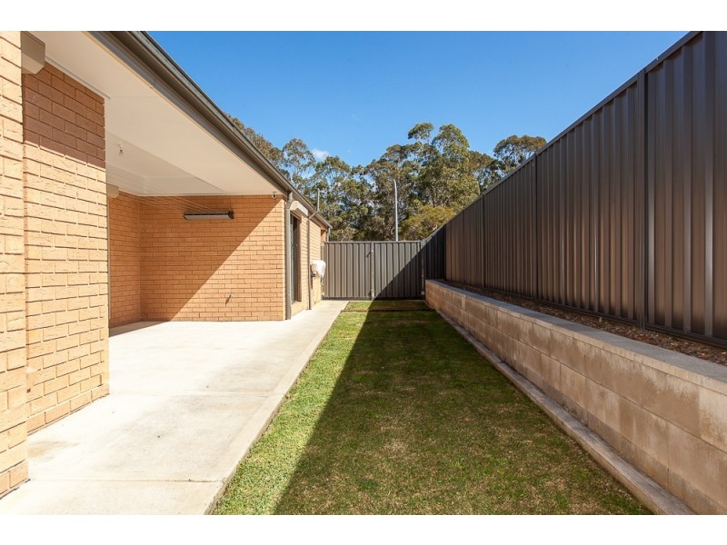 13 McBlane Street, Weston NSW 2326