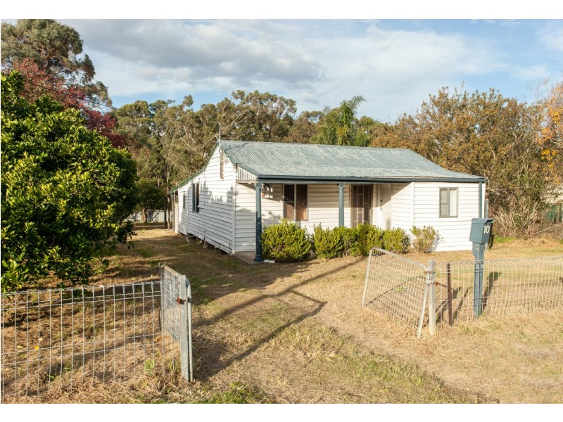 10 Quorrobolong Road, Cessnock NSW 2325