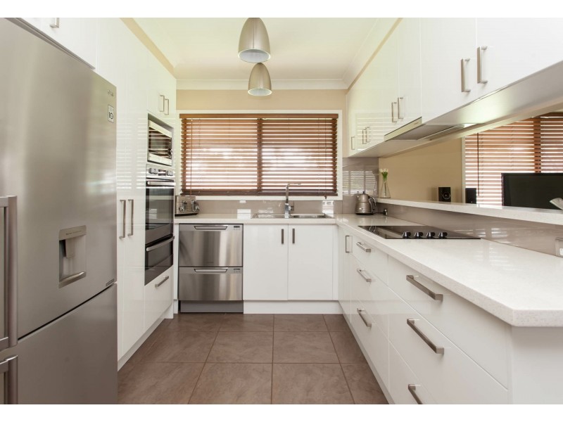 33 Tomalpin Street, Kearsley NSW 2325