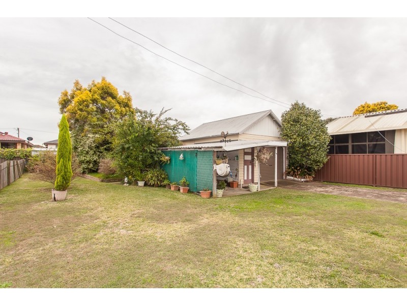 30 Moore Street, Cessnock NSW 2325