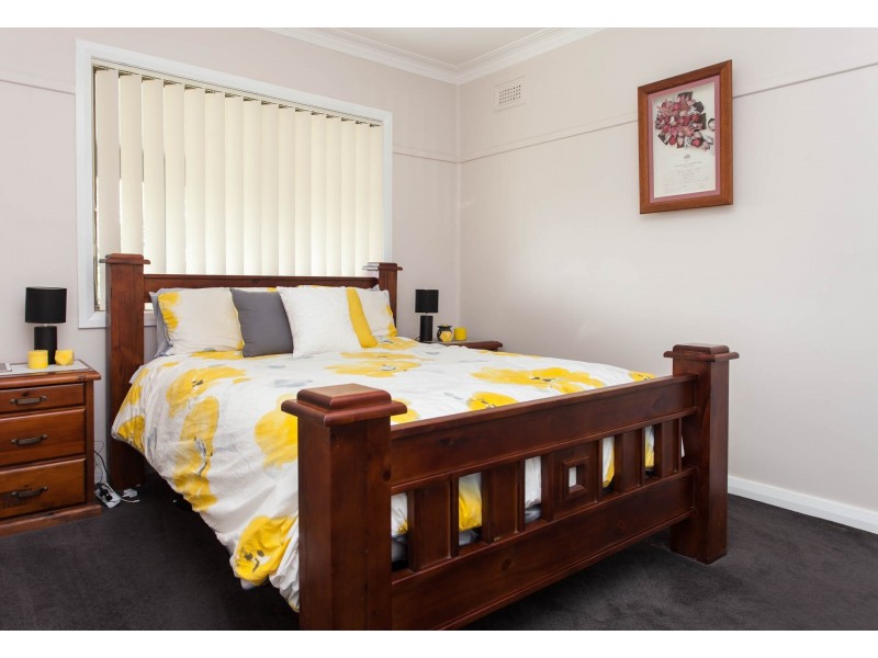 80 Desmond Street, Cessnock NSW 2325