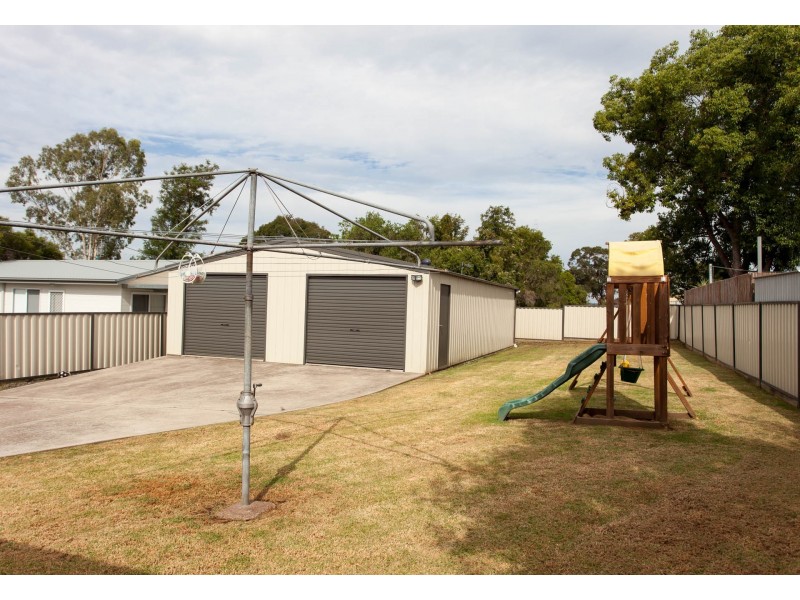 80 Desmond Street, Cessnock NSW 2325