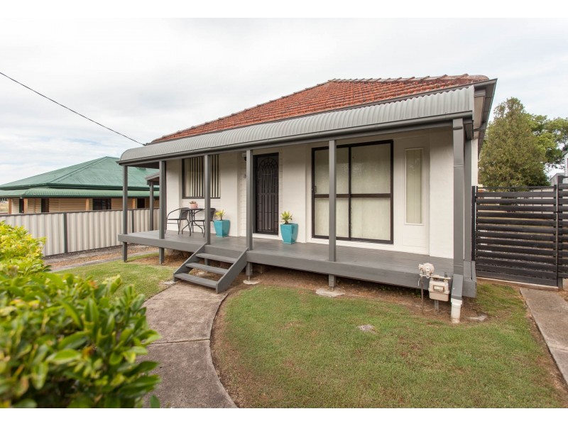 80 Desmond Street, Cessnock NSW 2325