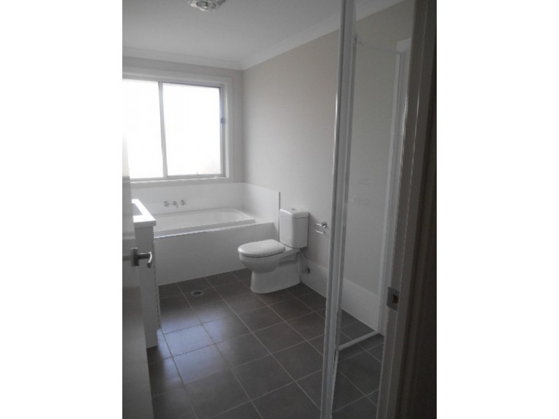 7 Colombard Street, Cliftleigh NSW 2321