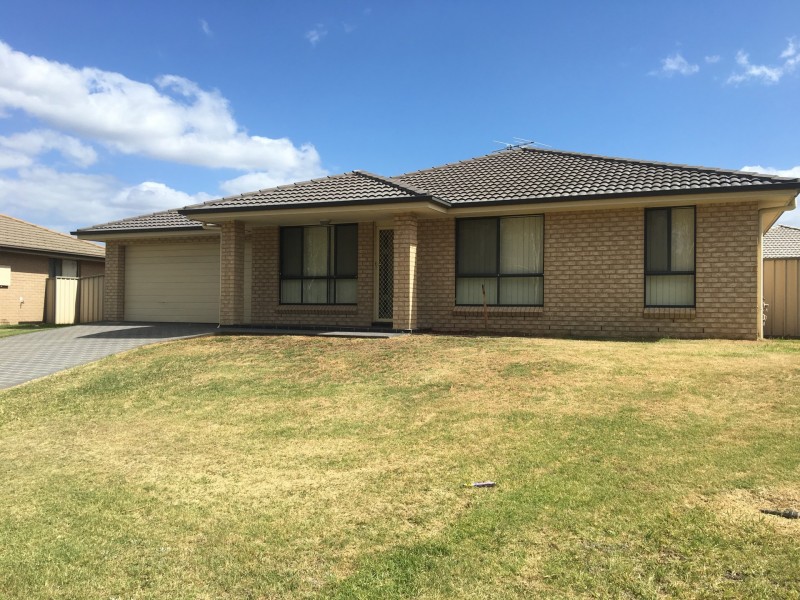 32 Garland Street, Cessnock NSW 2325