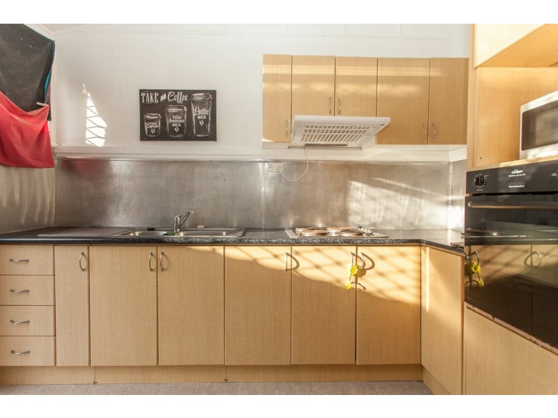 16 Macquarie Avenue, Cessnock NSW 2325