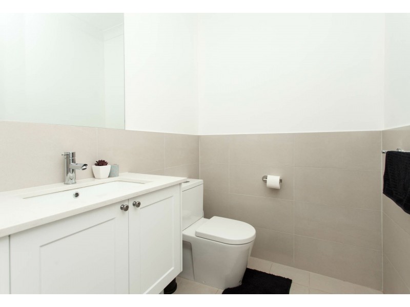 19 Woodlands Drive, Weston NSW 2326