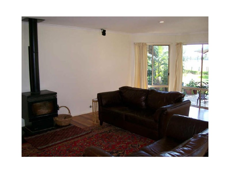 9 Tallowood Drive, Nulkaba NSW 2325