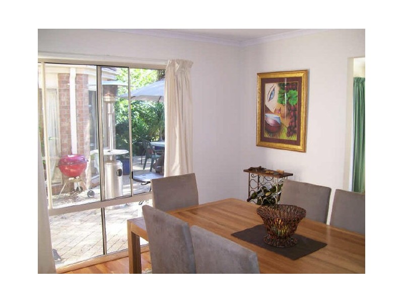 9 Tallowood Drive, Nulkaba NSW 2325