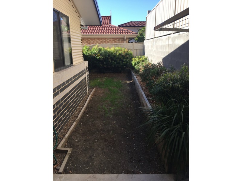 2/6 Convent Close, Cessnock NSW 2325