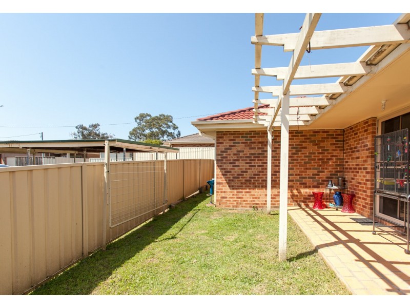 3/241 Maitland Rd, Cessnock NSW 2325