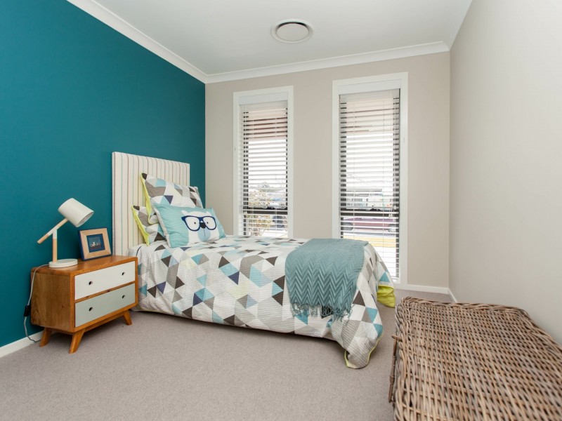 11 Dunnett Avenue, North Rothbury NSW 2335