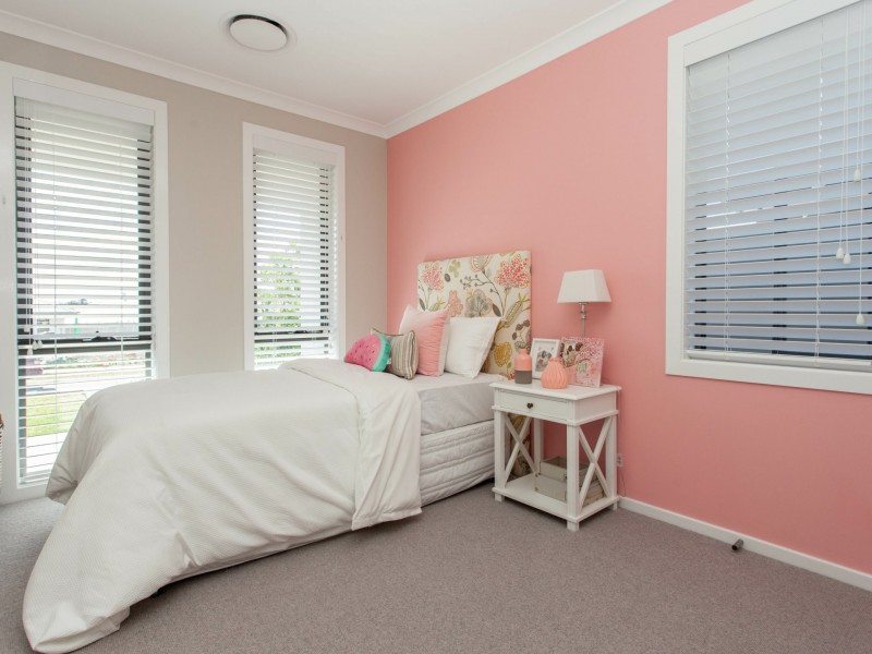 11 Dunnett Avenue, North Rothbury NSW 2335