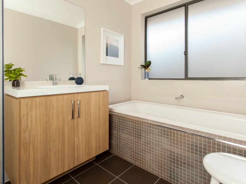 11 Dunnett Avenue, North Rothbury NSW 2335