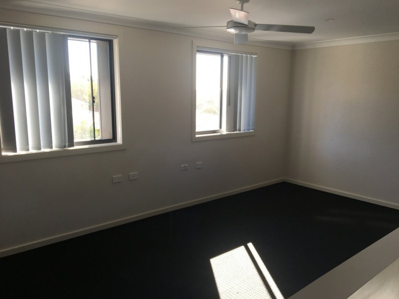 2/6 Chapman Street, Cessnock NSW 2325