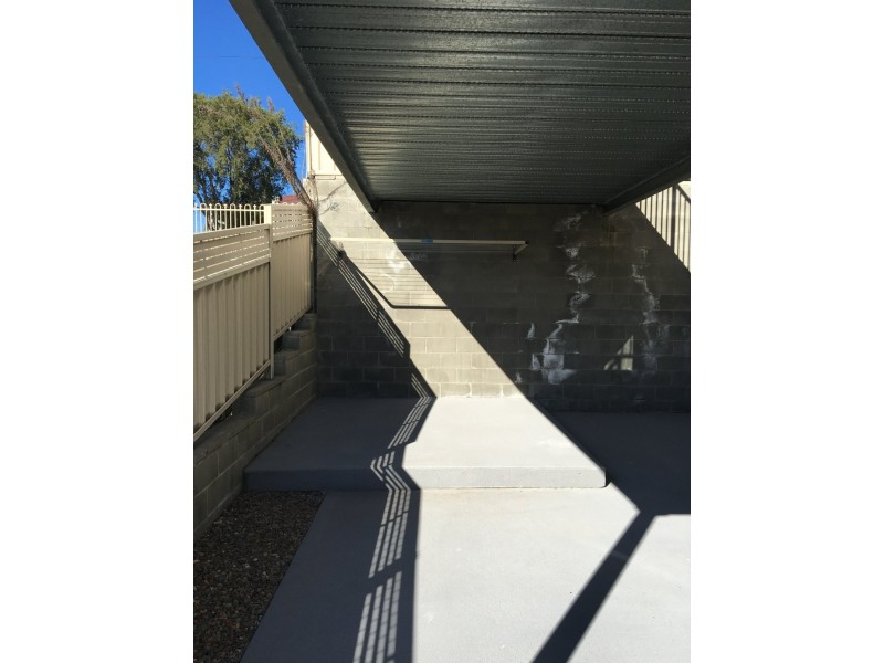 2/6 Chapman Street, Cessnock NSW 2325