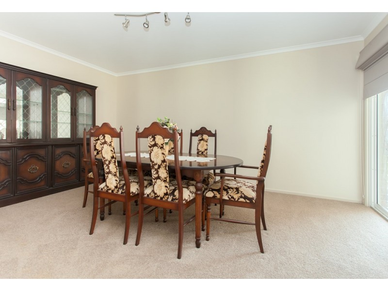 11 Lindeman Grove, Cessnock NSW 2325