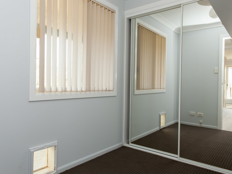 30 John St, Ellalong NSW 2325