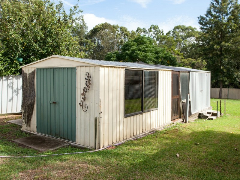 30 John St, Ellalong NSW 2325