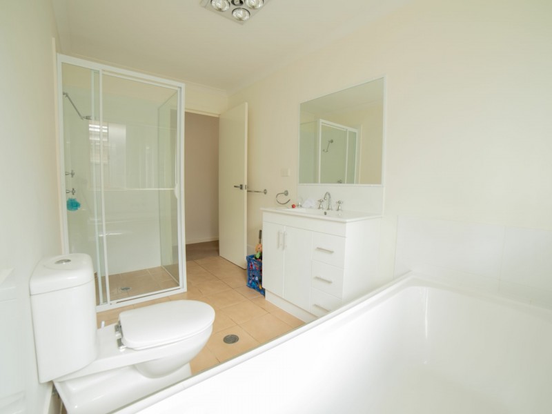 6 Malbec Street, Cliftleigh NSW 2321