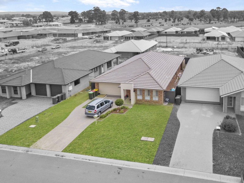 6 Malbec Street, Cliftleigh NSW 2321