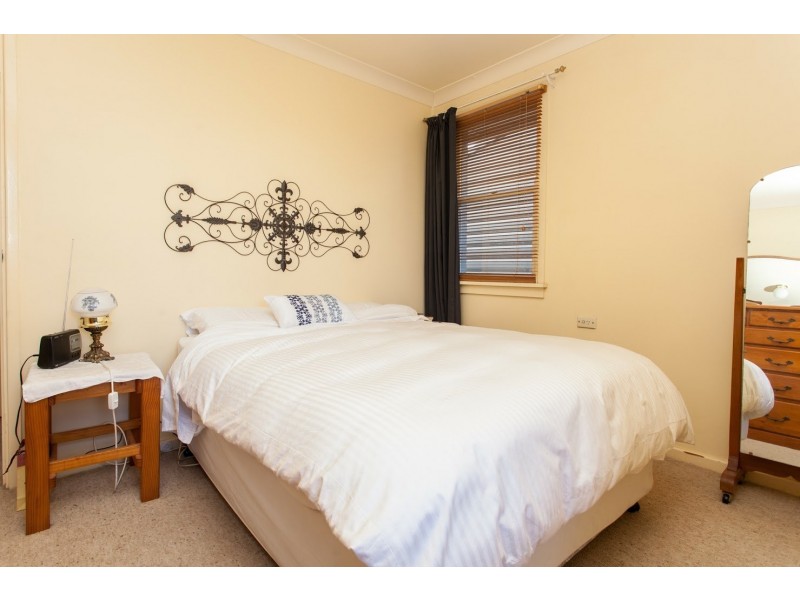 36 Maclean St, Cessnock NSW 2325