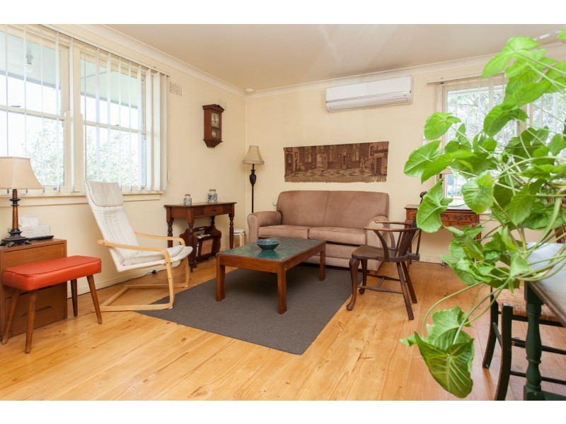 36 Maclean St, Cessnock NSW 2325