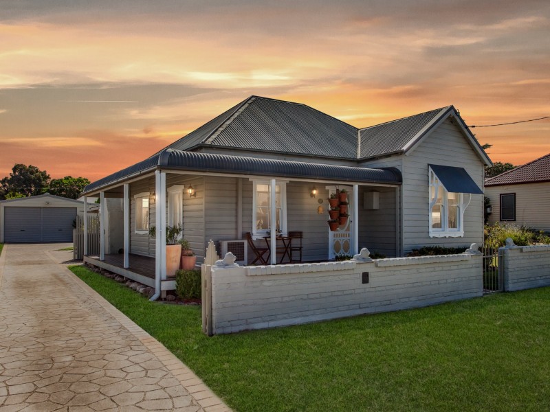 17 Doyle St, Cessnock NSW 2325