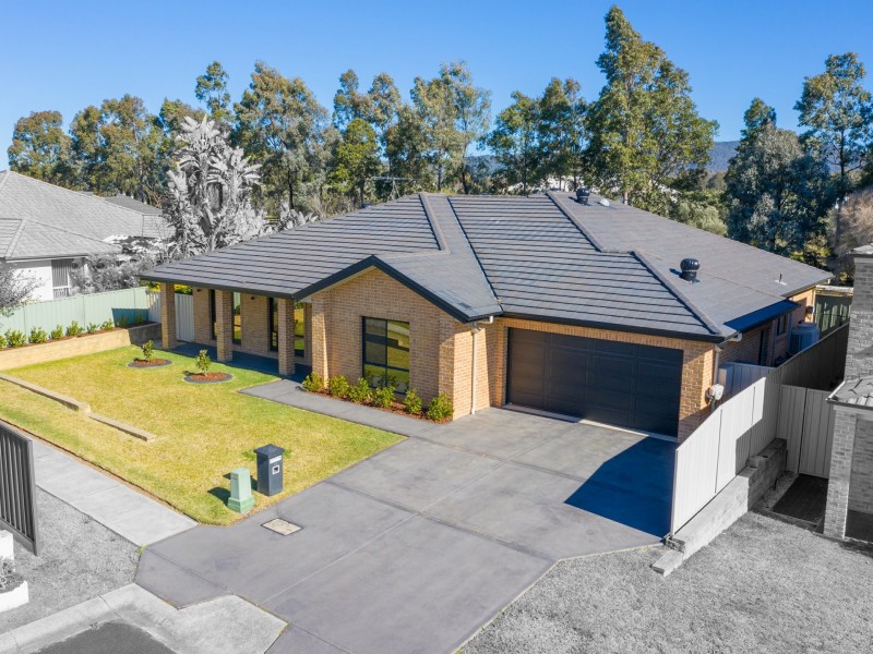 14 Traminer Grove, Cessnock NSW 2325