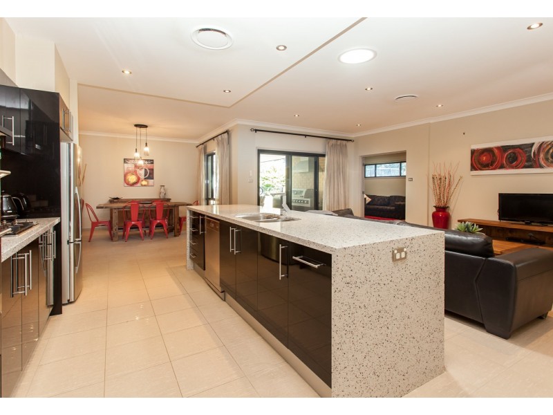 14 Traminer Grove, Cessnock NSW 2325