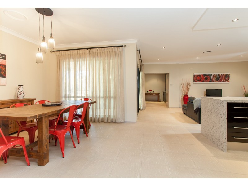 14 Traminer Grove, Cessnock NSW 2325