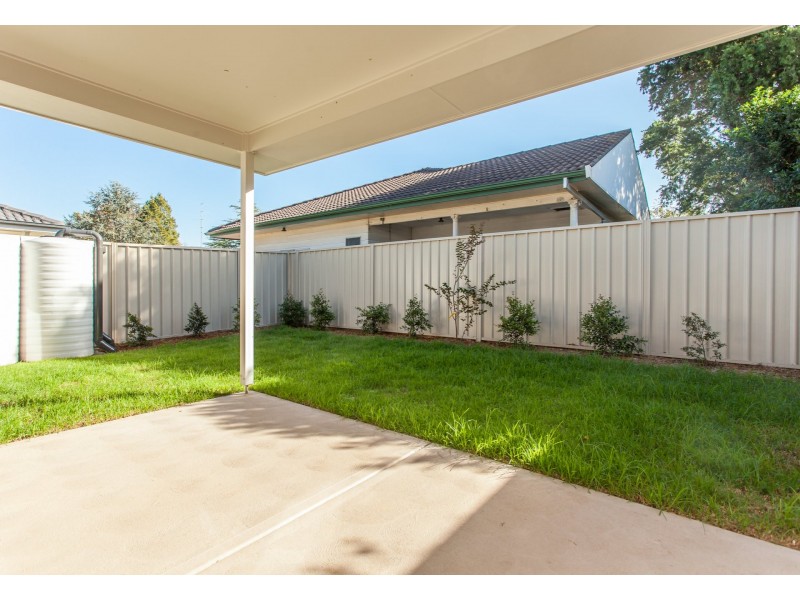 Unit 2/9E Quarrybylong Street, Cessnock NSW 2325