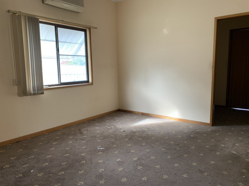 37 Boomerang Street, Cessnock NSW 2325