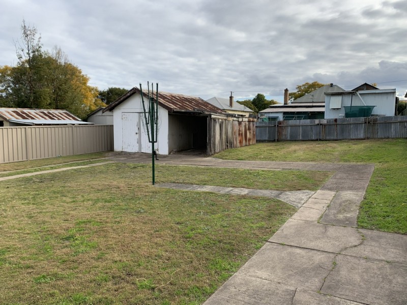 37 Boomerang Street, Cessnock NSW 2325