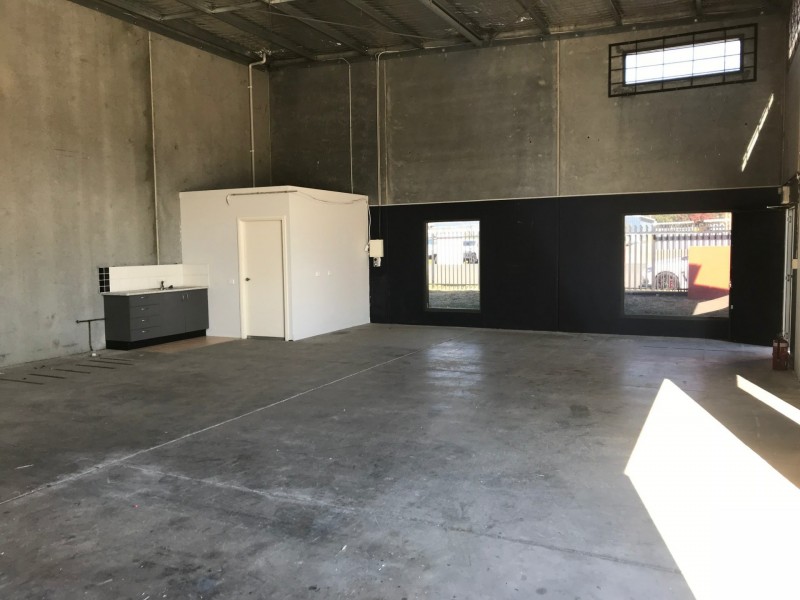 1/4 Cessnock St, Cessnock NSW 2325