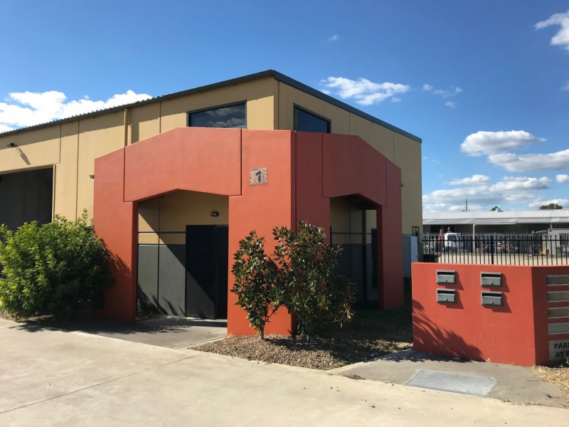 1/4 Cessnock St, Cessnock NSW 2325