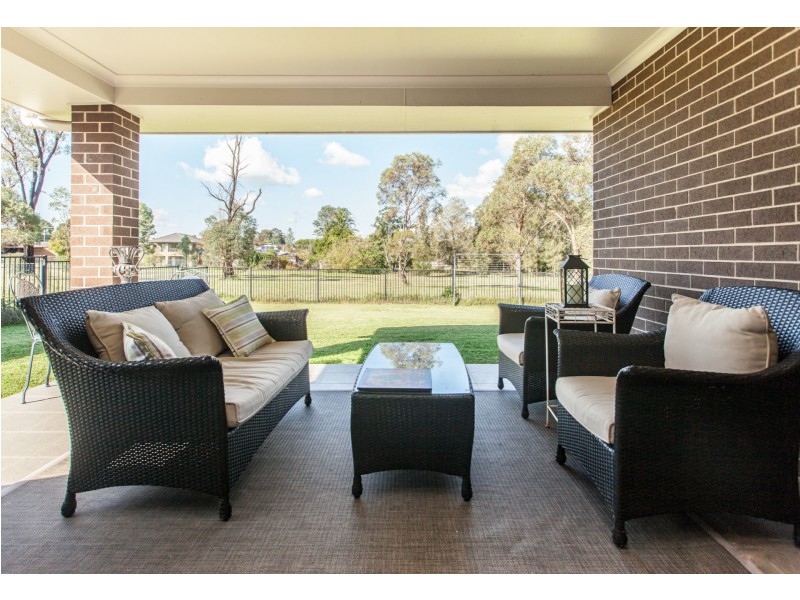 44 Stonebridge Drive, Cessnock NSW 2325