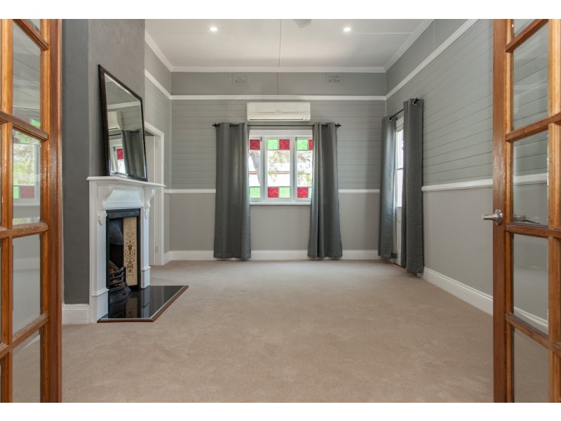 9 William Street, Abermain NSW 2326