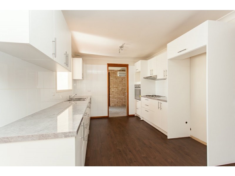 38 Evatt Street, Pelaw Main NSW 2327