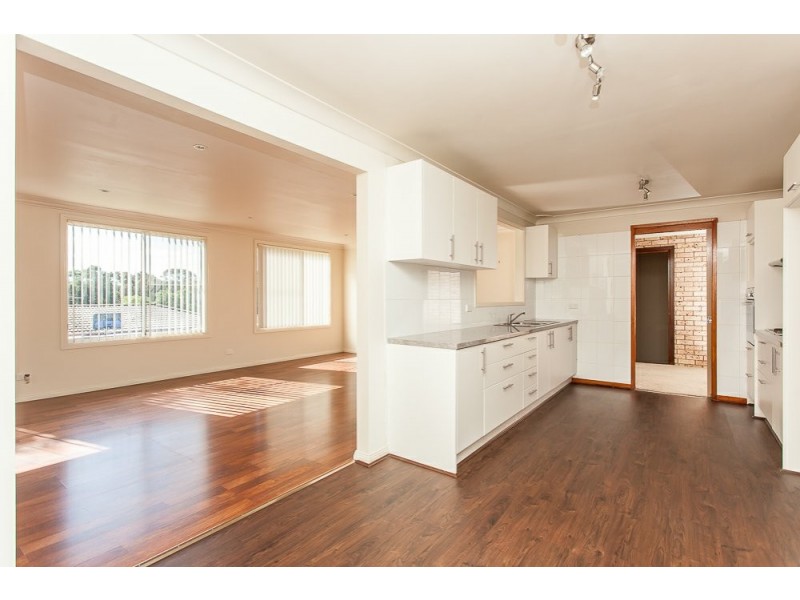 38 Evatt Street, Pelaw Main NSW 2327