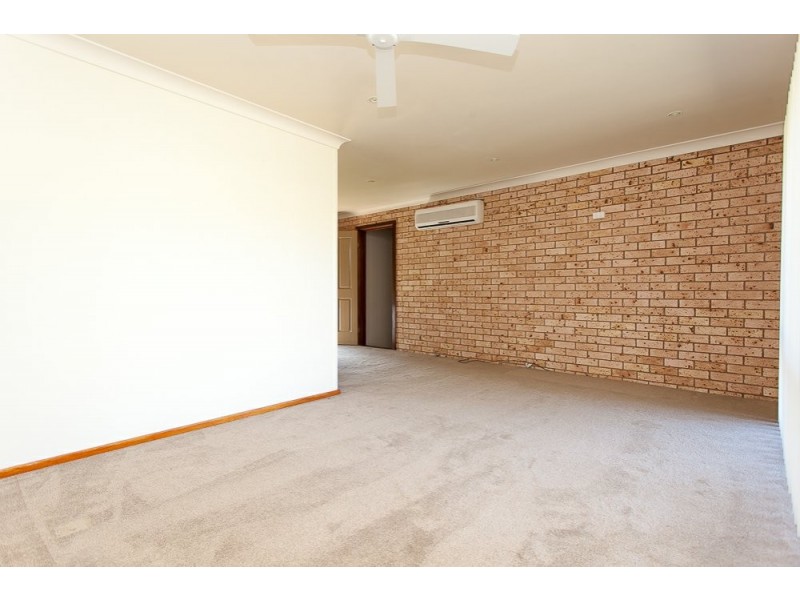 38 Evatt Street, Pelaw Main NSW 2327