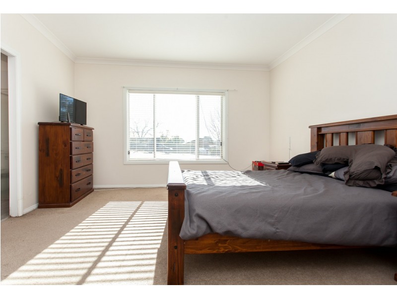 6a Lake Road, Kearsley NSW 2325