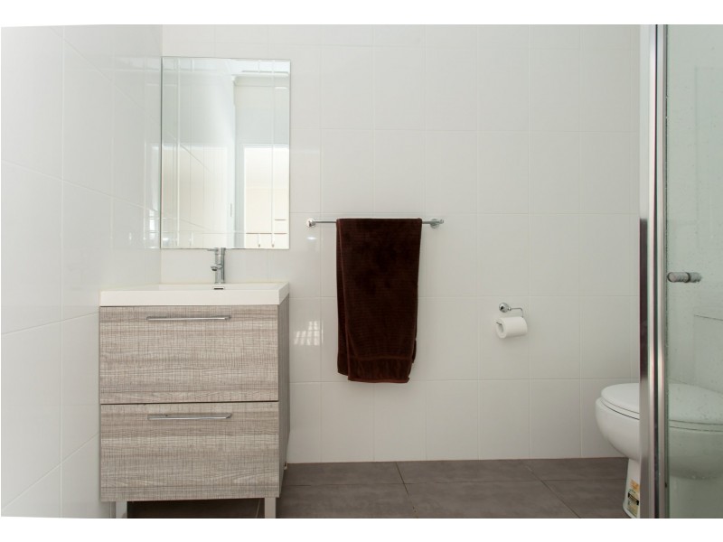 6a Lake Road, Kearsley NSW 2325