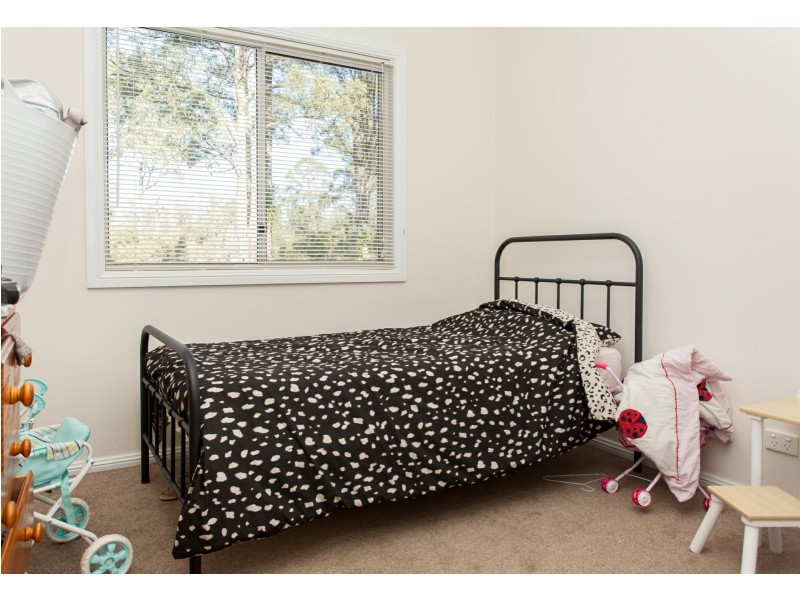 6a Lake Road, Kearsley NSW 2325