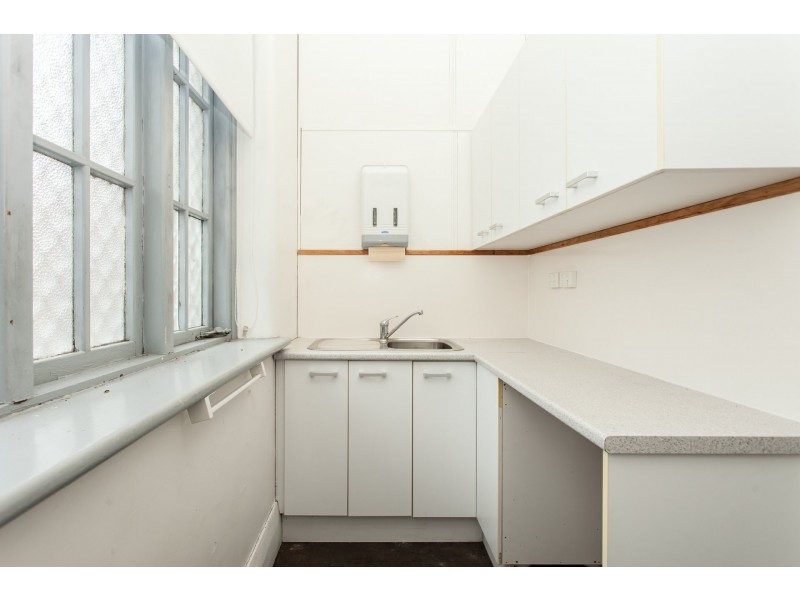 16 Vincent Street, Cessnock NSW 2325