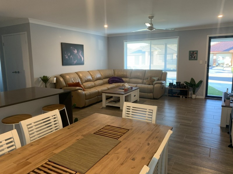 12 Alpine Avenue, Cessnock NSW 2325