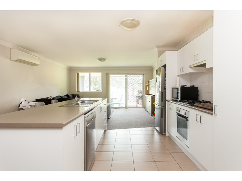 21 Stonebridge Dr, Cessnock NSW 2325