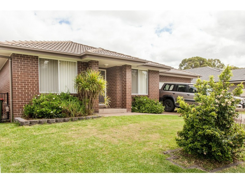 21 Stonebridge Dr, Cessnock NSW 2325