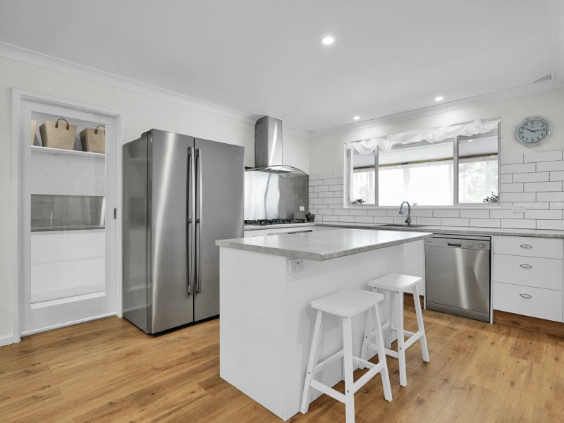 8 Neilly Street, Kurri Kurri NSW 2327