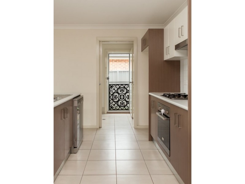 11 Aston Avenue, Cessnock NSW 2325